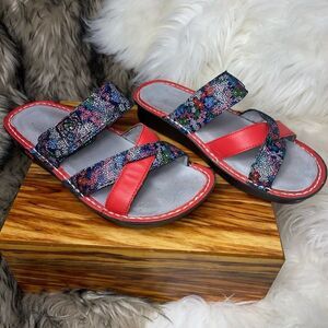 Alegria Sandals Womens Size 5-5.5/35EU Victoriah Botanicool SlipOn Slide Leather